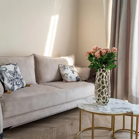 Apartment Malczewskiego 28